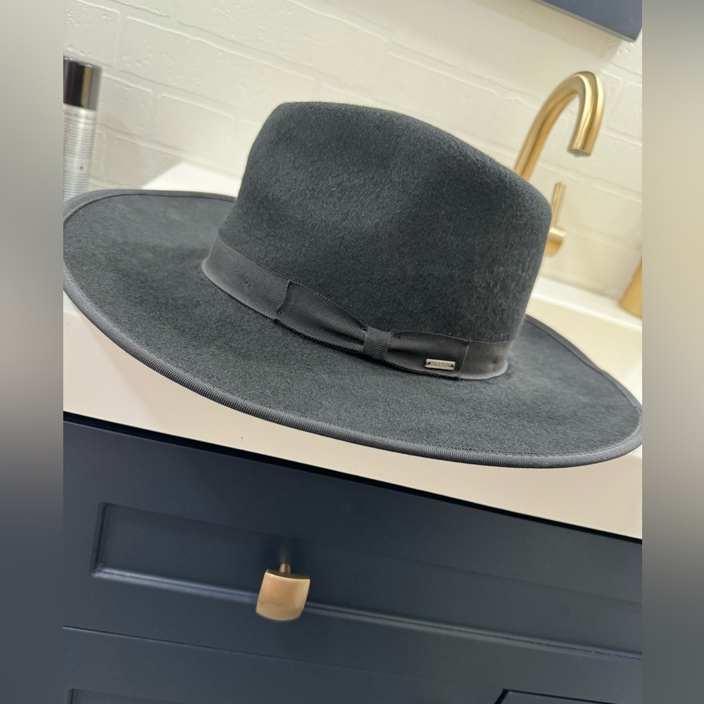 Brixton hat